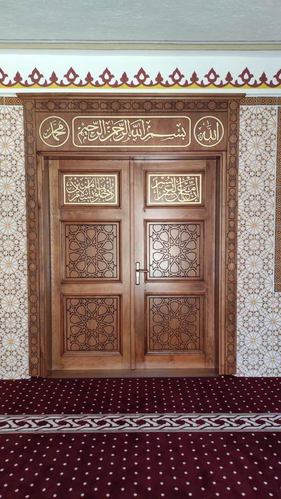 Cami Ahşap kapıları 